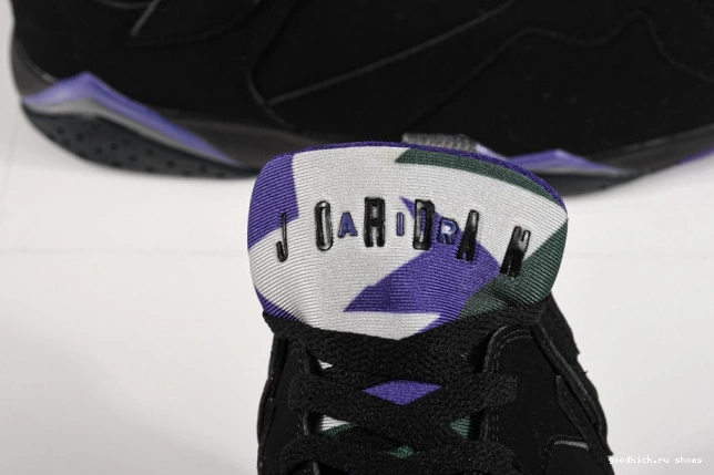 304775-053 Bucks Jordan 7 Retro Allen Ray Air 0714
